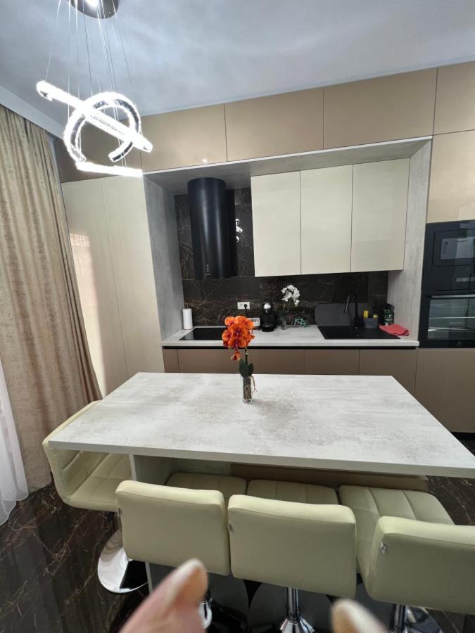 Residence Future Delux IV Giroc Exterior foto